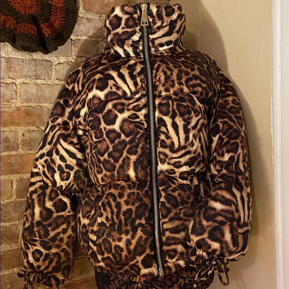 Leopard Puffer 🐆 - Picture 2 of 6